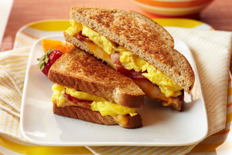 Bacon & Egg Breakfast Grilled Cheese » Ohio Eggs